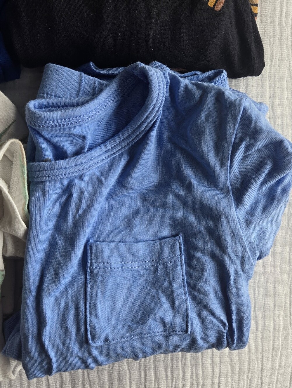 Kyte Baby Short Sleeve Pajamas in Periwinkle — 3T | EUC
